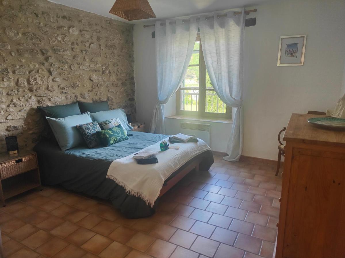 Domaine Bellavigne Gites Et Spa ฟอร์คัลกีเย ภายนอก รูปภาพ