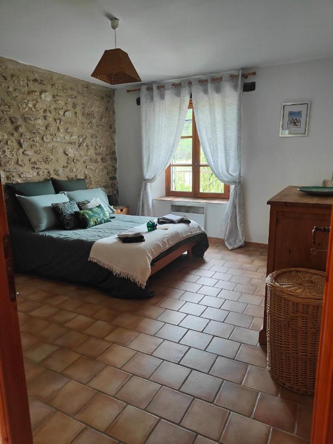 Domaine Bellavigne Gites Et Spa ฟอร์คัลกีเย ภายนอก รูปภาพ