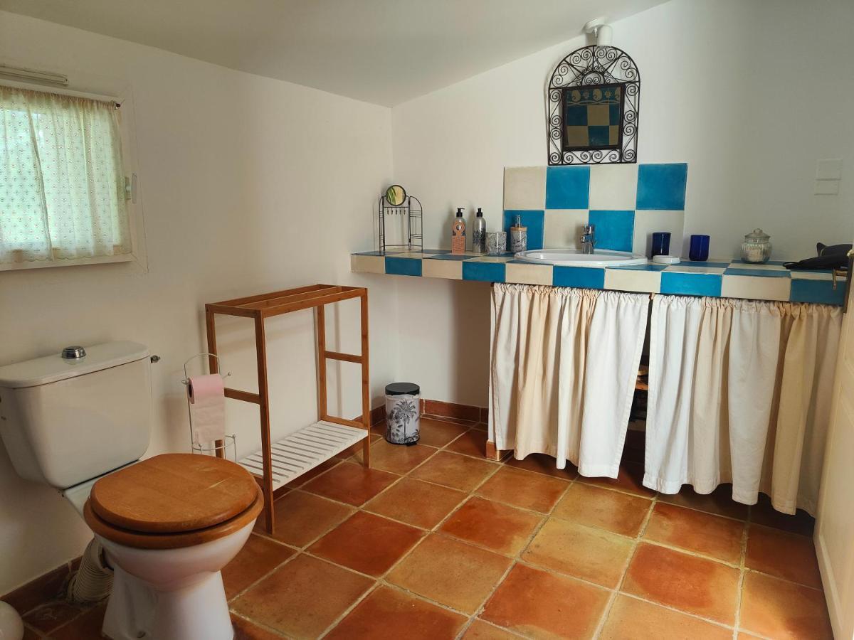 Domaine Bellavigne Gites Et Spa ฟอร์คัลกีเย ภายนอก รูปภาพ